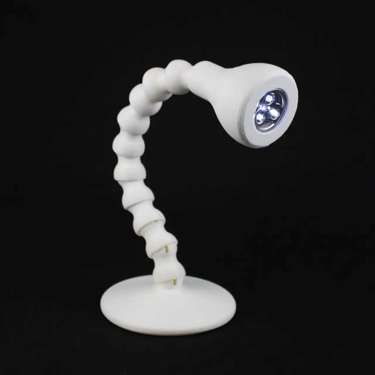 Articulated lamp — modelo 3D