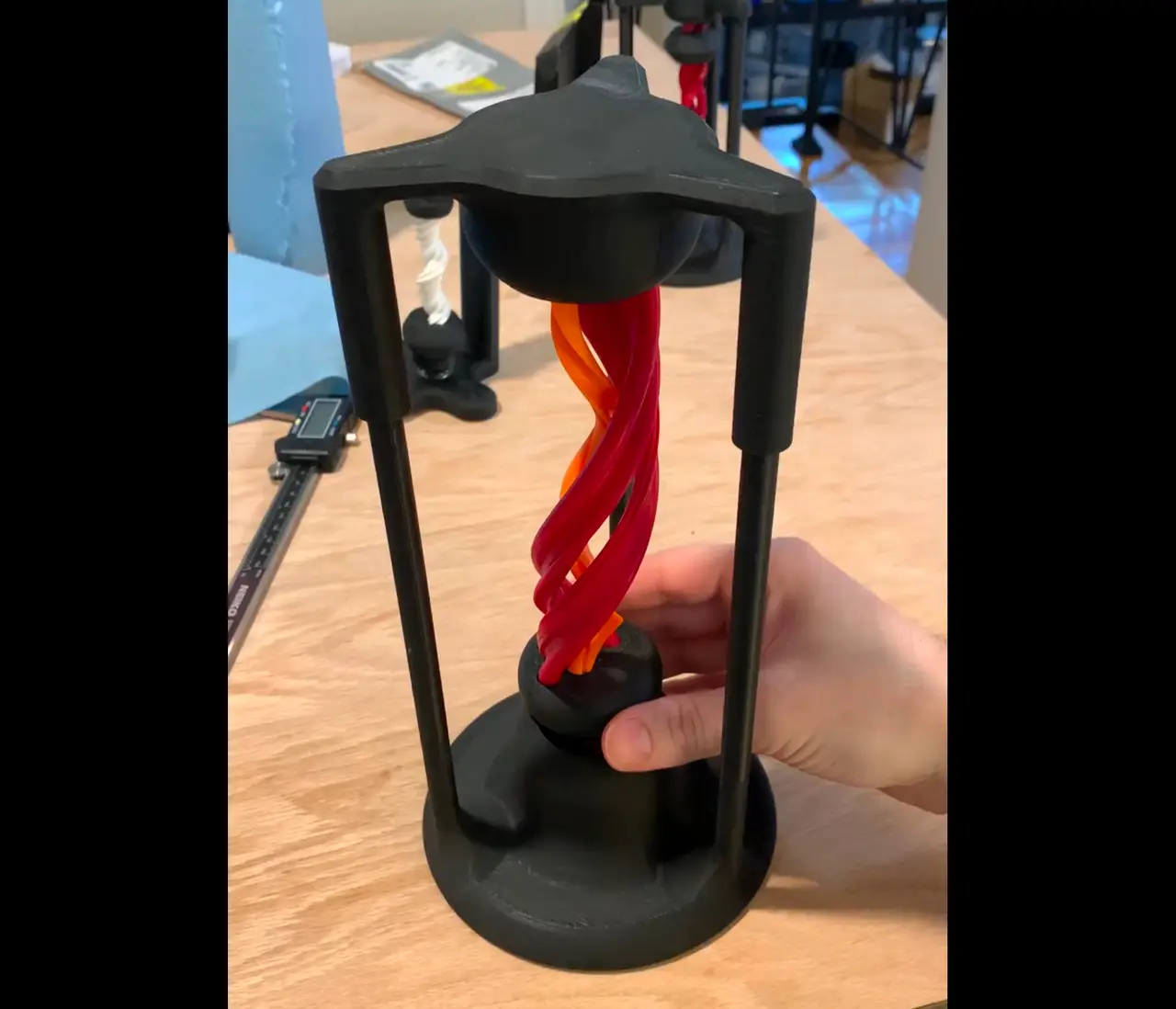 Dual Portal Desk Toy — modelo 3D