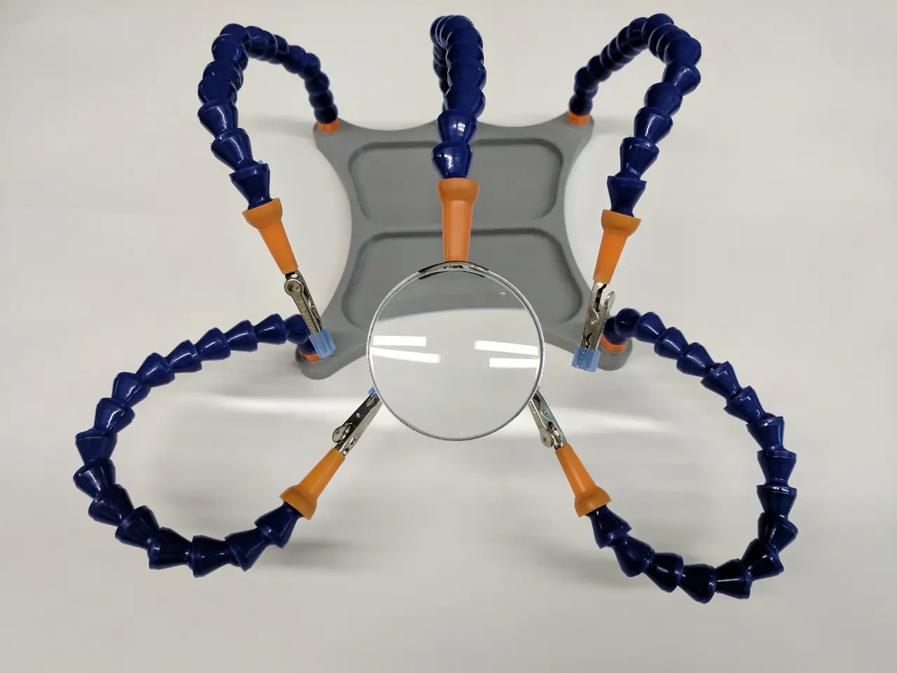 Helping Hands - Soldering Station — modelo 3D