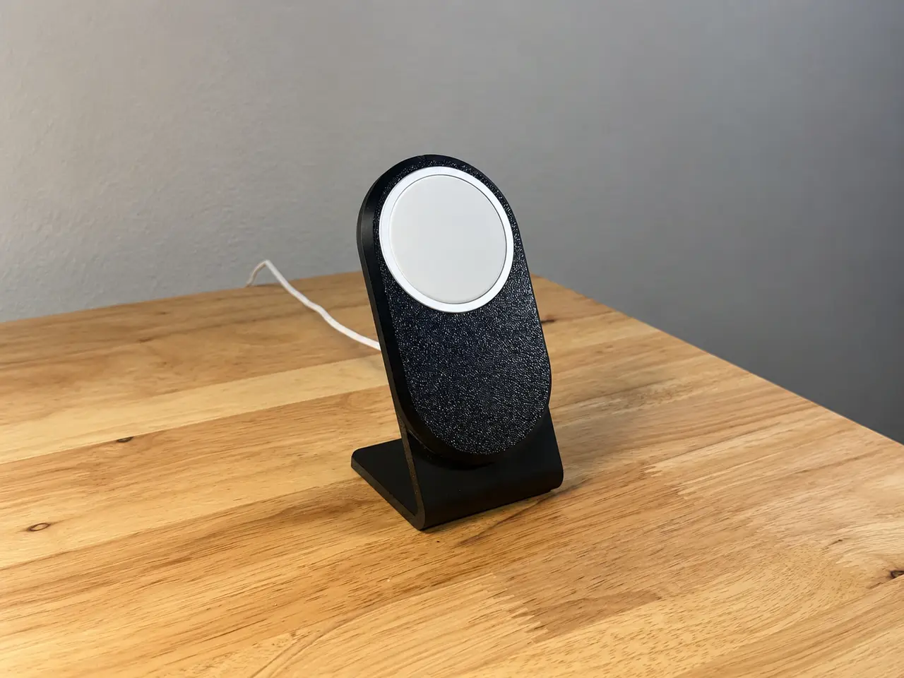 Iphone MagSafe Charging Stand — modelo 3D