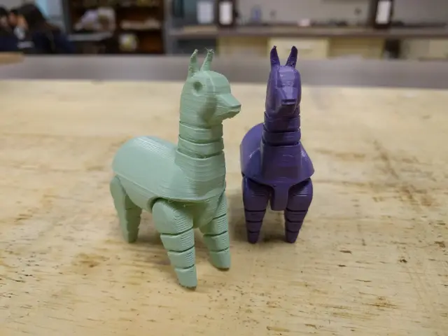 Tika Alpaca (movable legs!) — modelo 3D