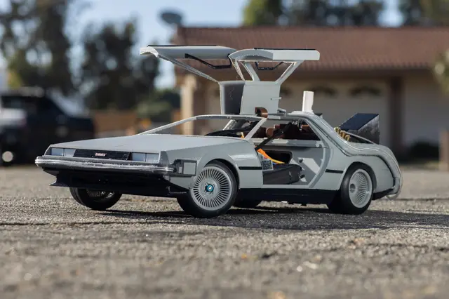Delorean DMC-12/BTTF Time Machine 3D Printed RC Car — modelo 3D