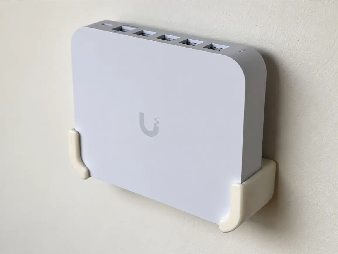 UniFi Cloud Gateway Ultra – Wall Mount — modelo 3D