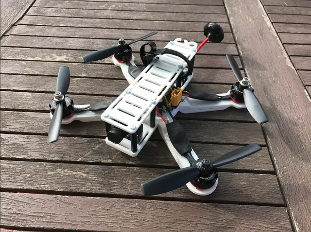 Sayha - X FPV Quadcopter 4" 5" 6" — modelo 3D