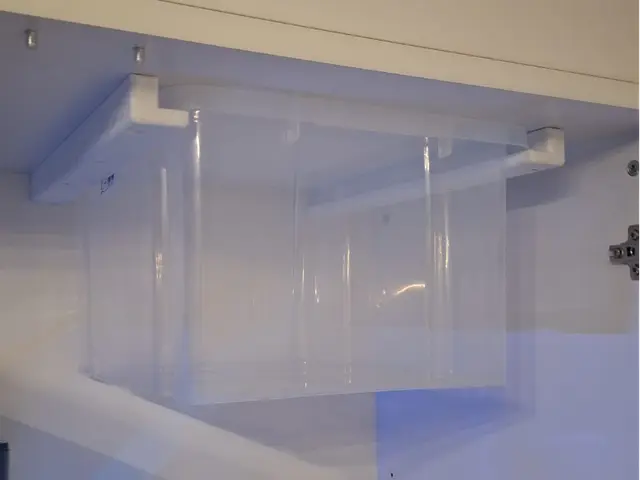 Universalbox Deckenhalterung — modelo 3D