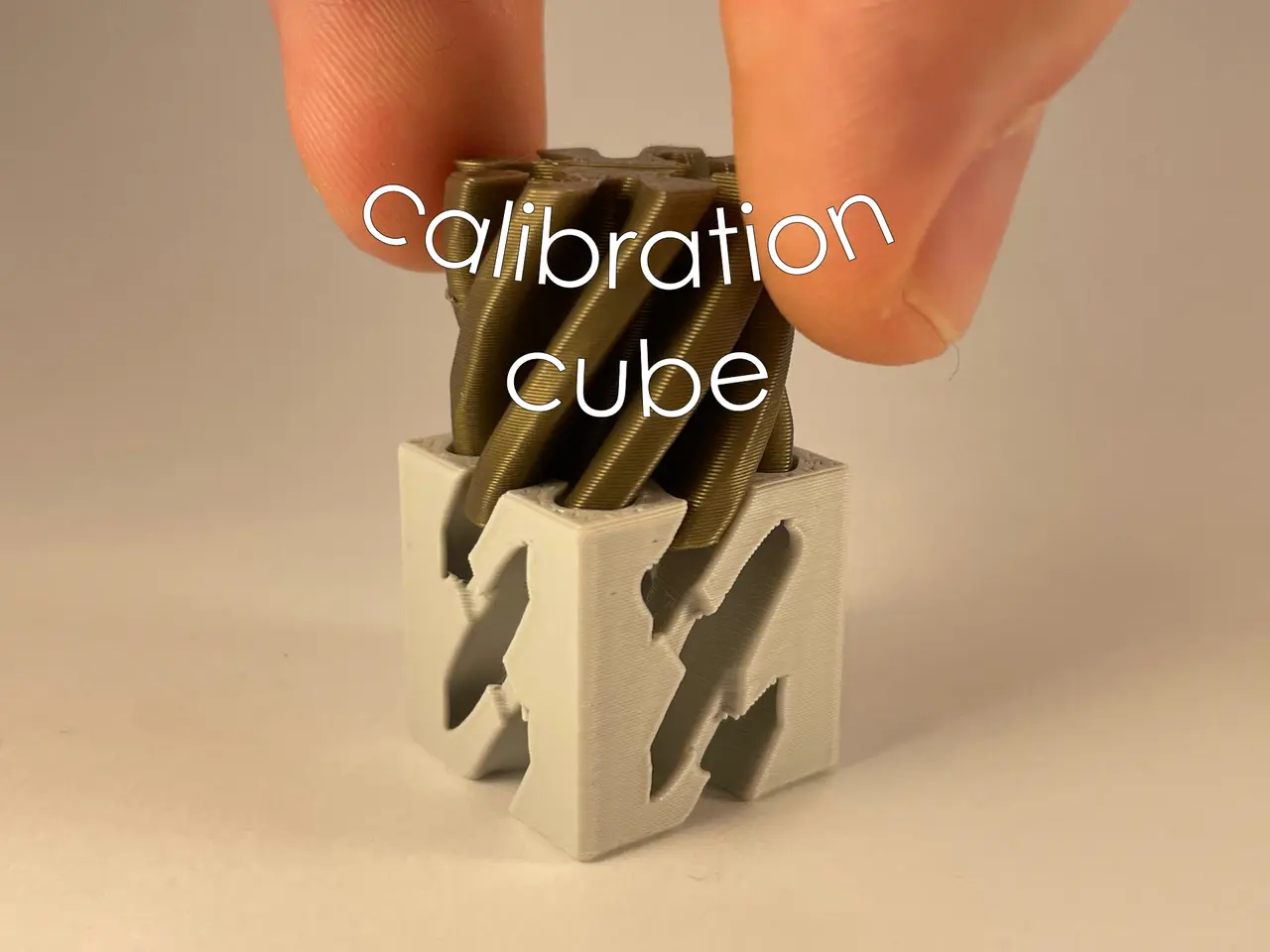impossible pass through calibration cube | fidget helix — modelo 3D
