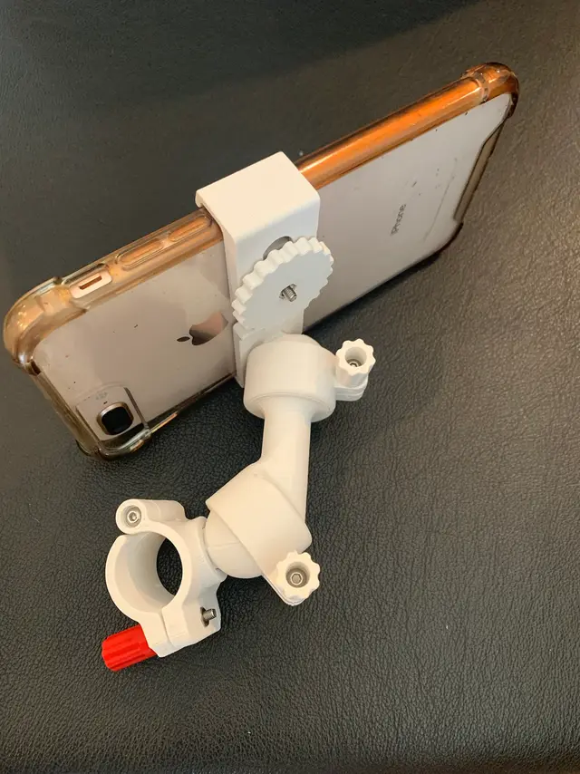 "Plasticlamp" Multi-Purpose Clamp: Adjustable Phone Holder, Magnetic Ring Option, Camera Mount, and Flashlight Support — modelo 3D