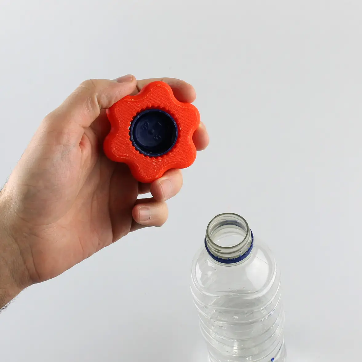 Plastic Bottle opener — modelo 3D