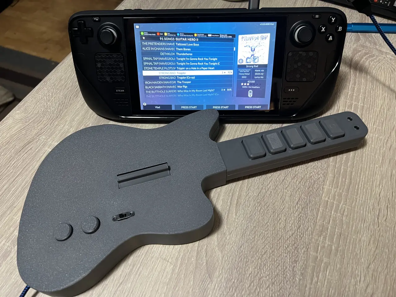 MiniCaster-- Mini Clone Hero/MIDI Controller — modelo 3D