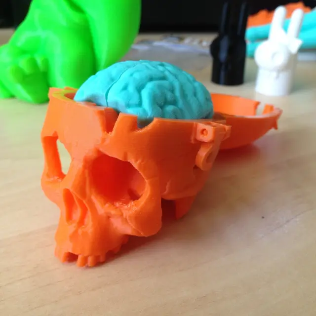 Boneheads: Skull Box w/ Brain - via 3DKitbash.com — modelo 3D