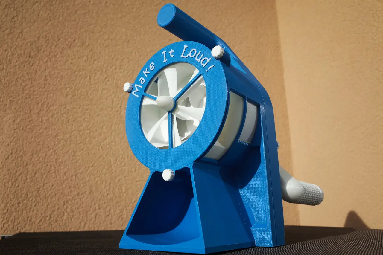 Air Raid Siren - hand crank version — modelo 3D
