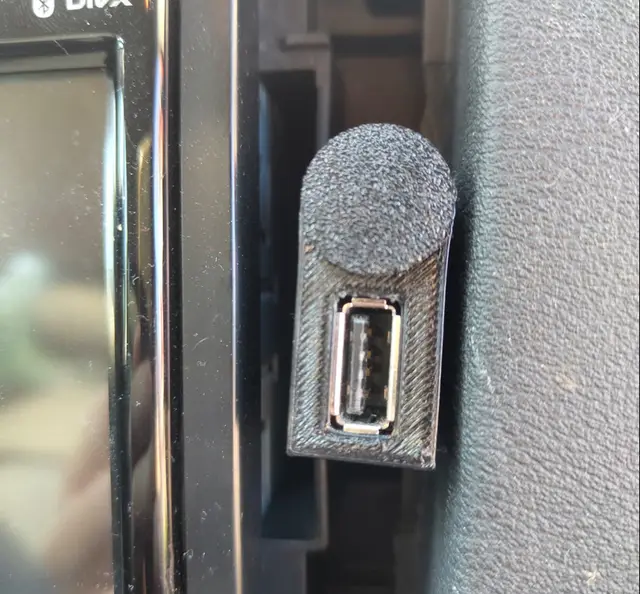 USB extension cable holder for aftermarket car head unit installs. — modelo 3D