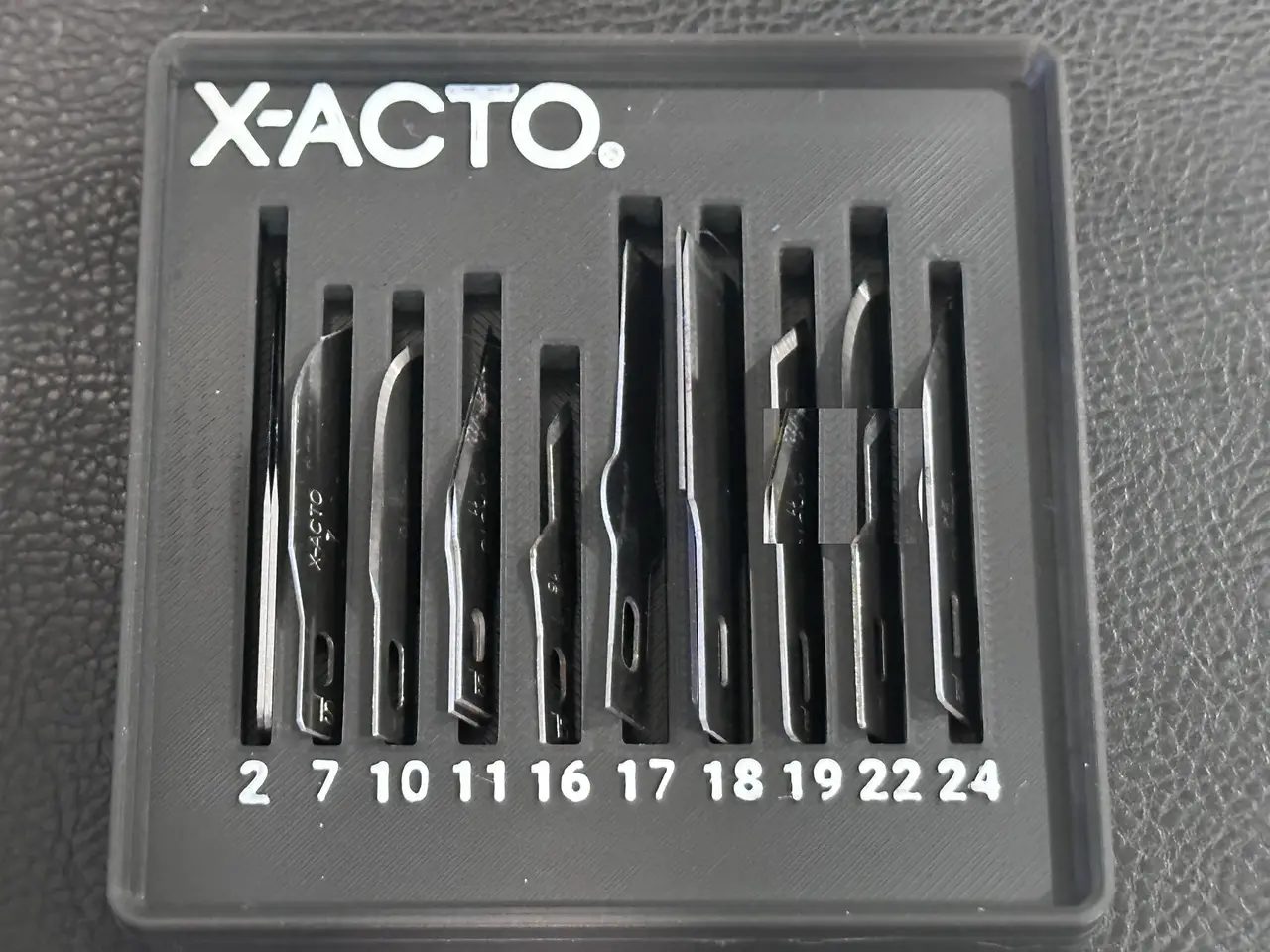 X-ACTO Blade / Knife Tray 2x2 Gridfinity — modelo 3D