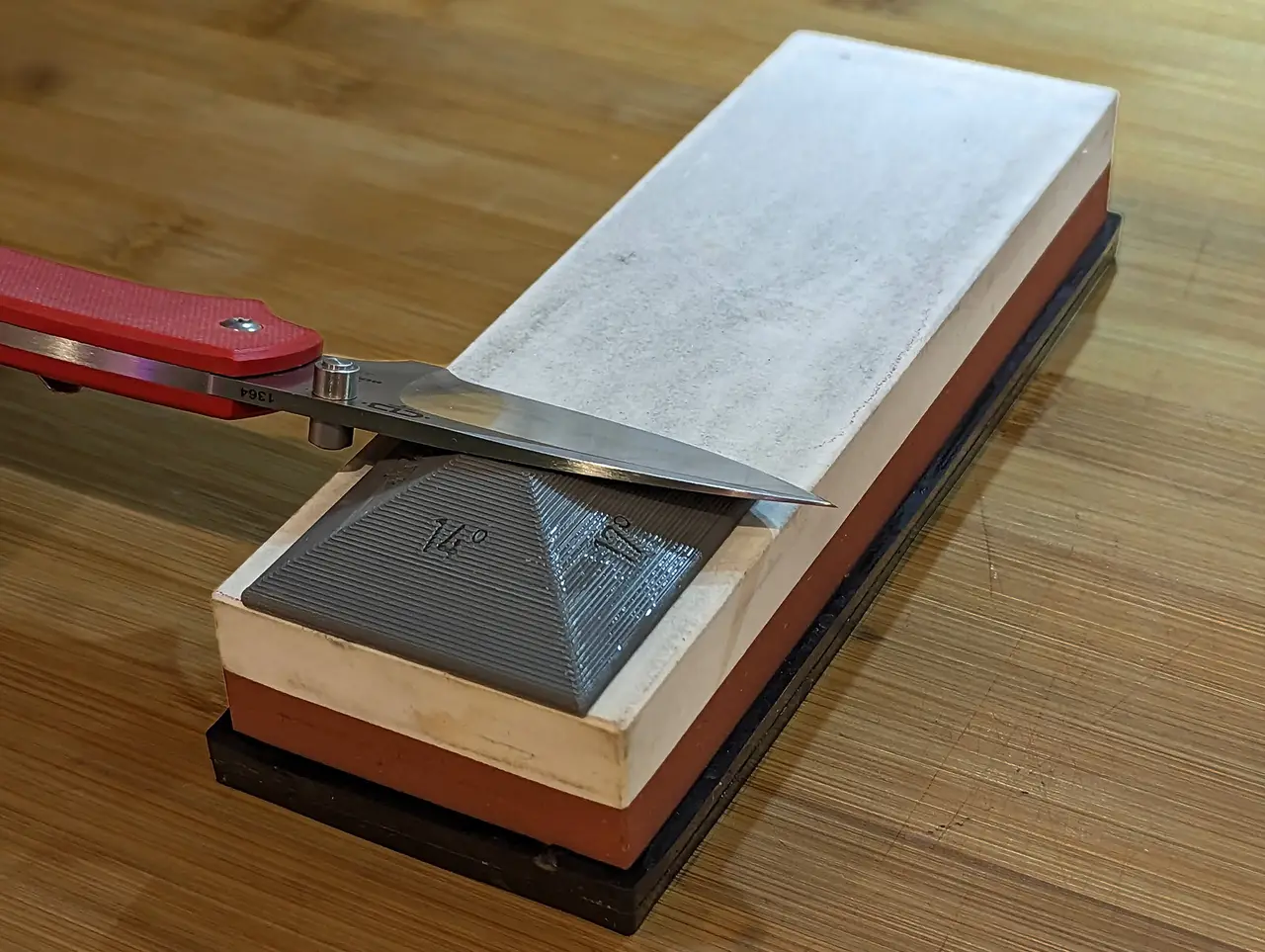 Whetstone Knife Sharpening Aid — modelo 3D