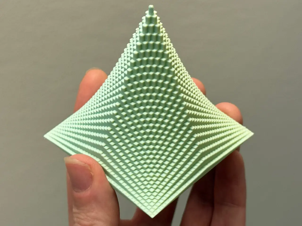Parabolic Spike (Mini Version) — modelo 3D