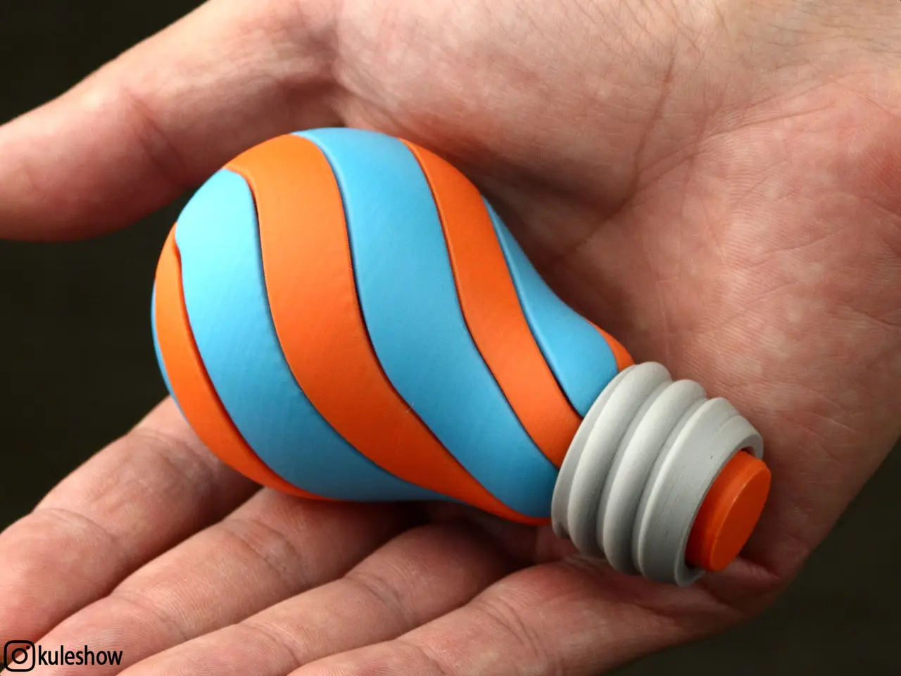Spiral Light Bulb — modelo 3D