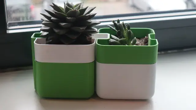 Tileable Self Watering Planter — modelo 3D