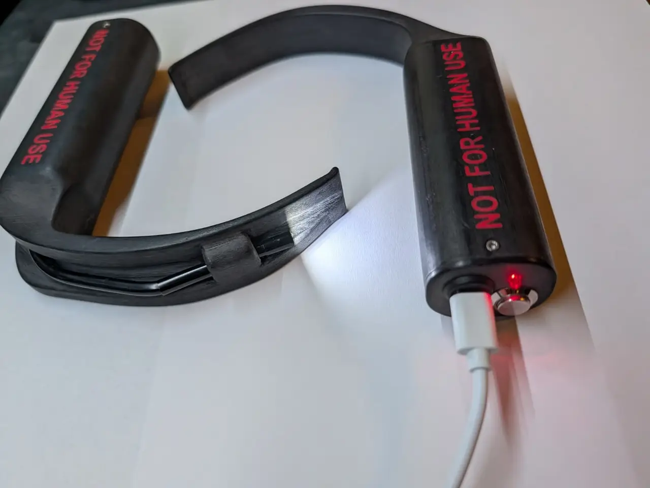 Wireless Video Laryngoscope for Airway Training — modelo 3D