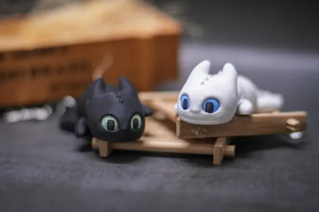 Baby Toothless and Light Fury (Articulated) — modelo 3D