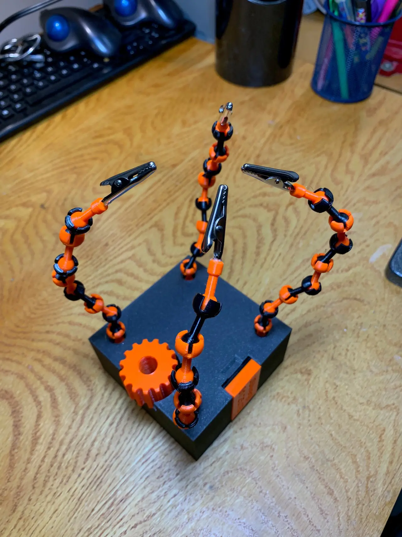 Electronics Third Hand Soldering Stand — modelo 3D