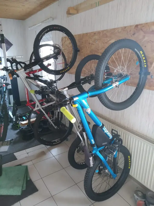 Bike Wall Mount Clip — modelo 3D