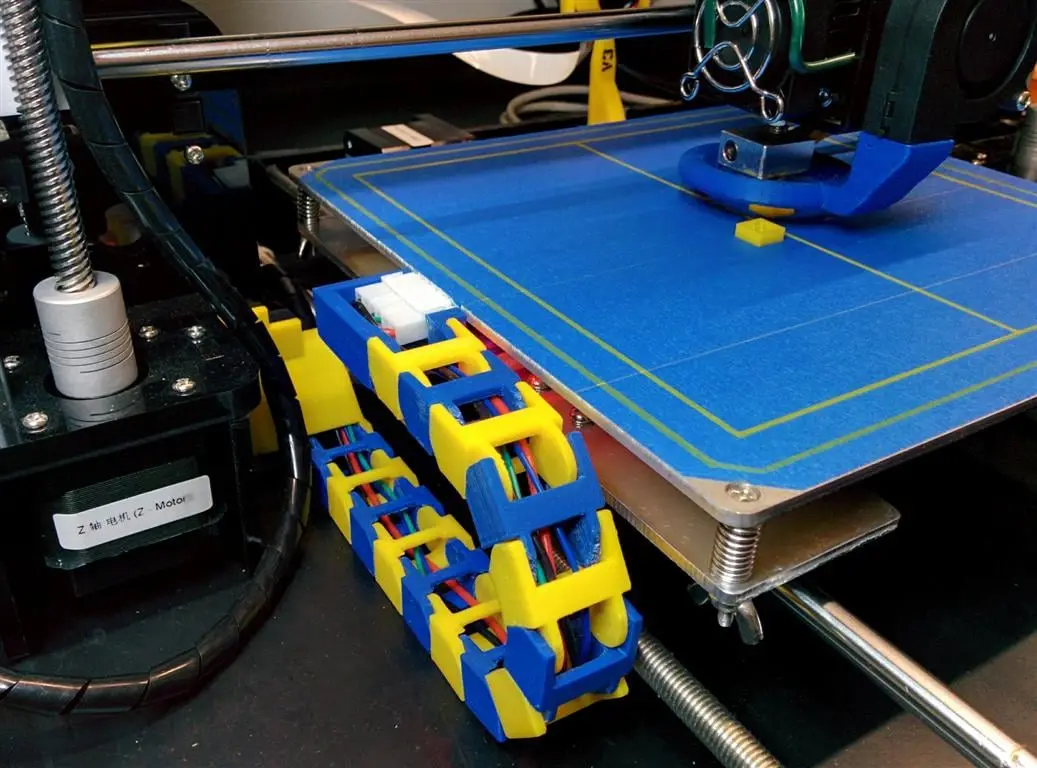 Anet A8 Y-Axis Cable Chain v2 — modelo 3D