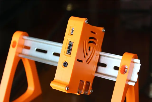 Raspberry Pi DIN Rail Case — modelo 3D