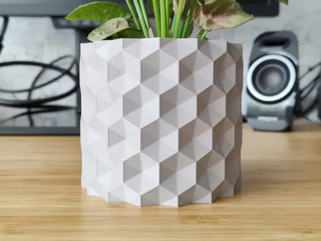 Inverted Hexagonal Plant pot and Planter - Vase mode — modelo 3D