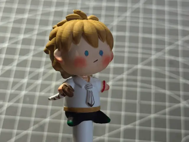 源辉 可爱小鼻嘎 笔套 地缚少年花子君 — modelo 3D