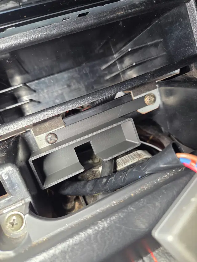 Z32 300ZX - HKS Turbo Timer Type 1 (8th Model) Bracket — modelo 3D