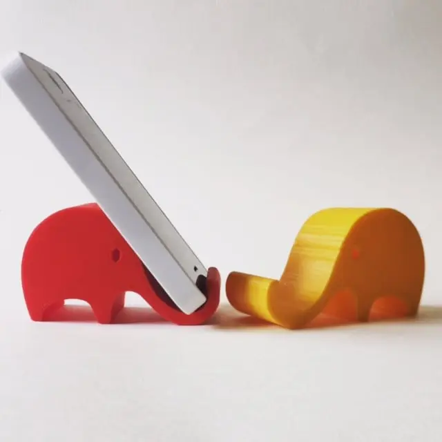 Elephant smart phone holder — modelo 3D