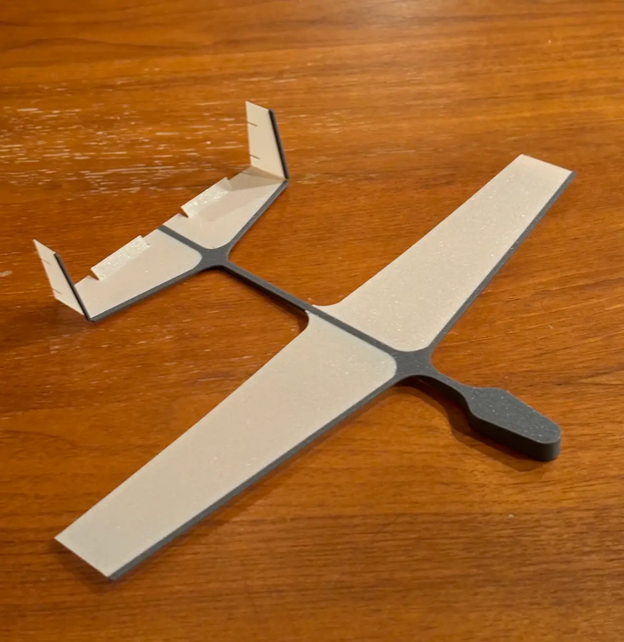 Simple Indoor Glider V2 — modelo 3D