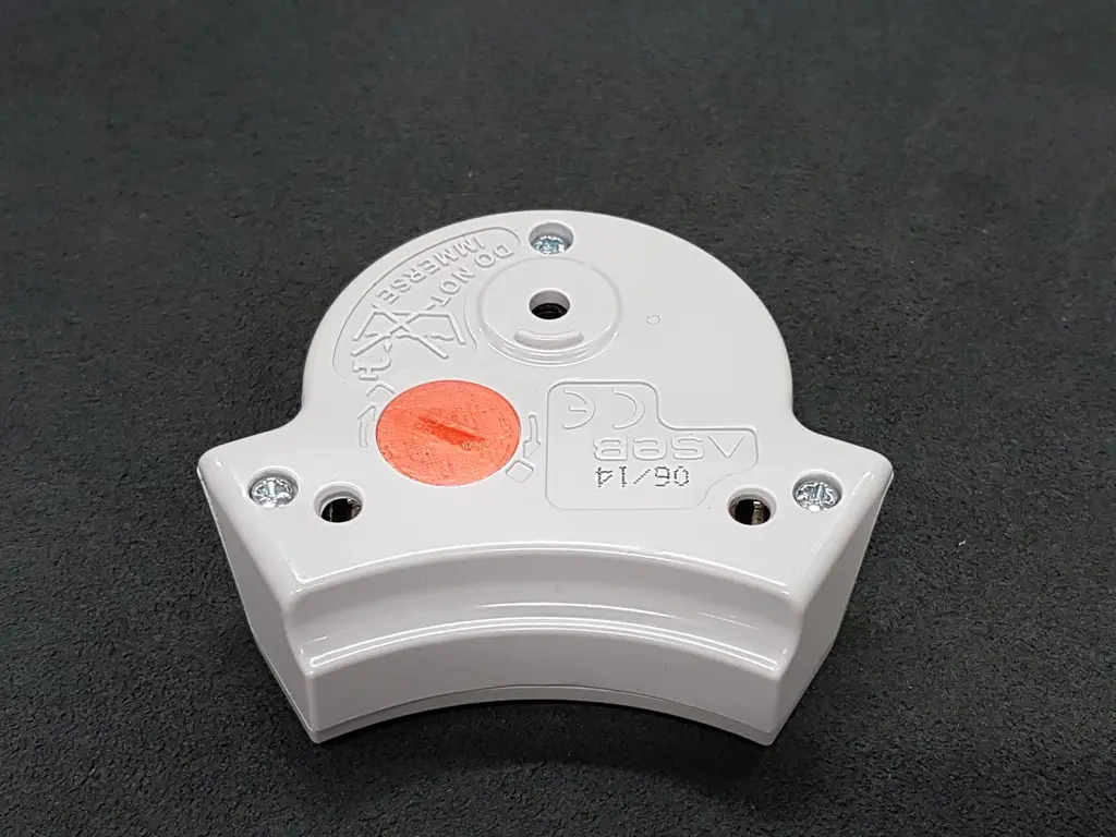 Seb clipso control battery cover — modelo 3D