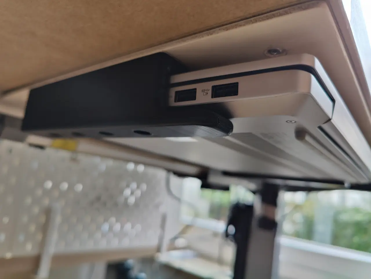 Rugged Underdesk Laptop Mount — modelo 3D