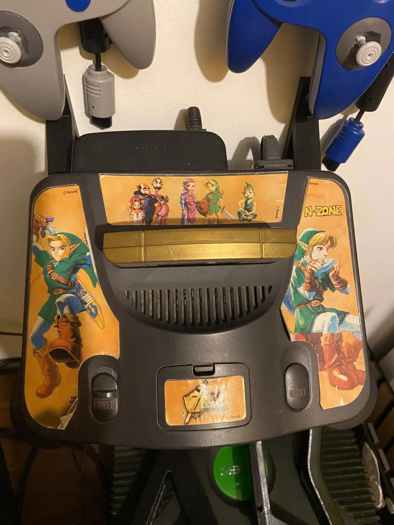 N64 Wall Mount - useable for gaming — modelo 3D