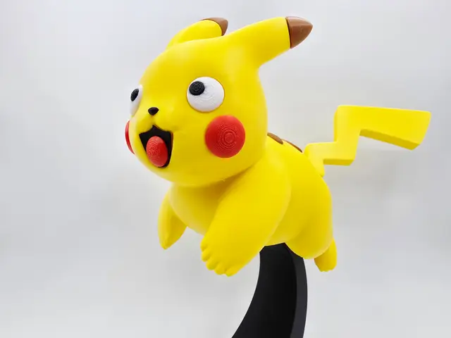 Split Pikachu Running Display (No AMS Version) — modelo 3D
