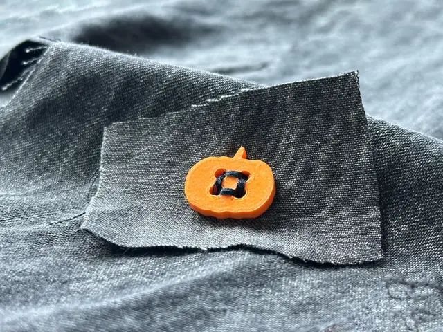 Pumpkin Shaped Sewing Button — modelo 3D