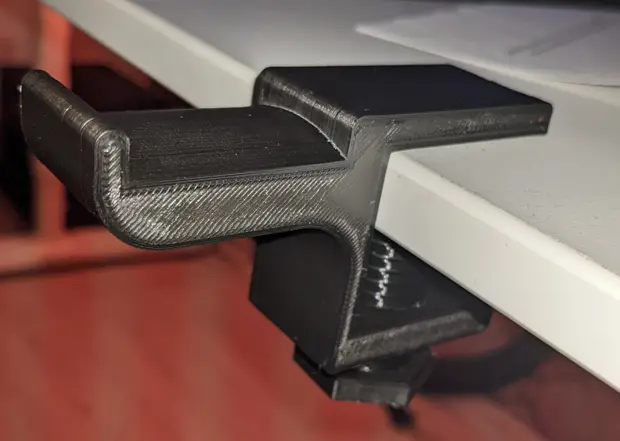 Headset Holder with Screw — modelo 3D