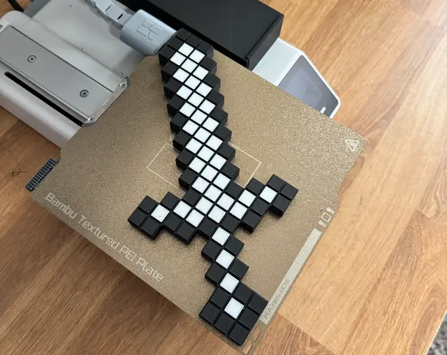 Pixel Sword – Minecraft-Inspired, Customizable — modelo 3D