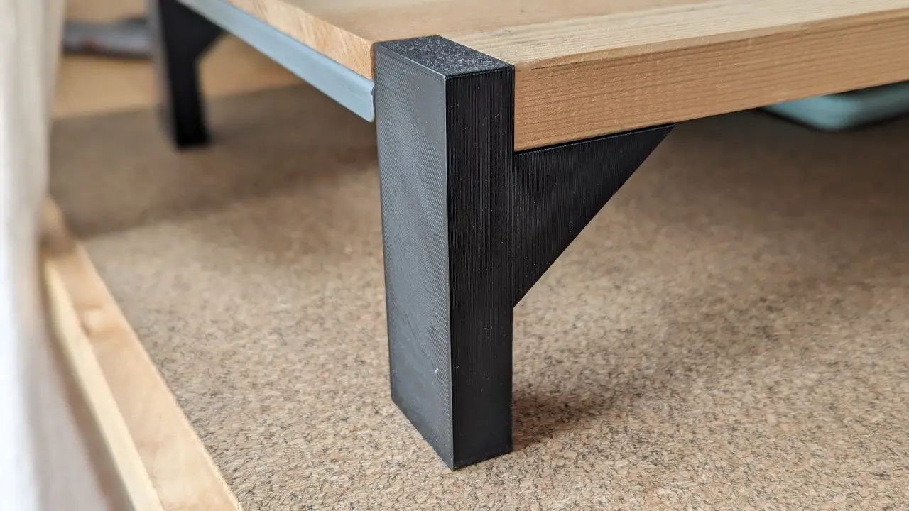 Ikea Ivar shelf minimalist legs for converting to table-like shelf — modelo 3D