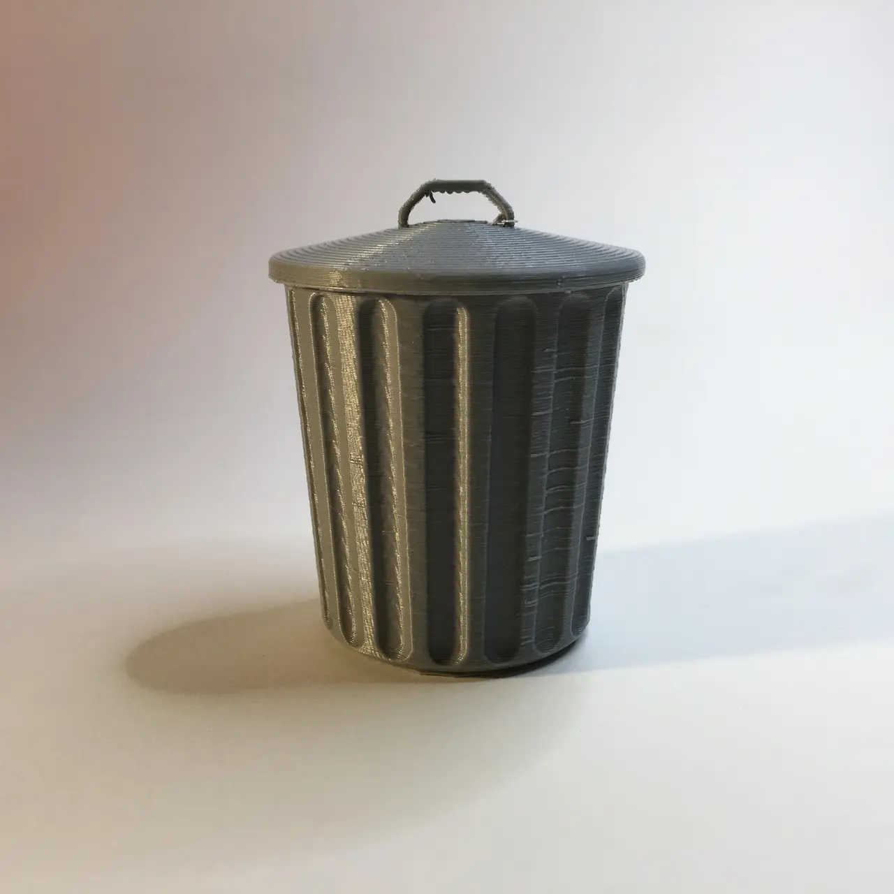 Desktop Trash Can with Lid — modelo 3D