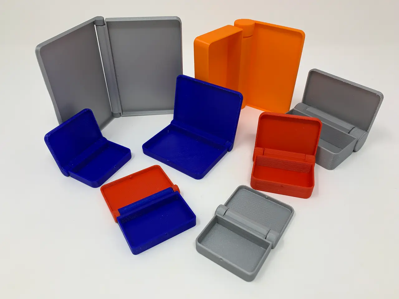 Designing a Parametric "Print in Place" Hinged Container Using Autodesk Fusion 360 — modelo 3D