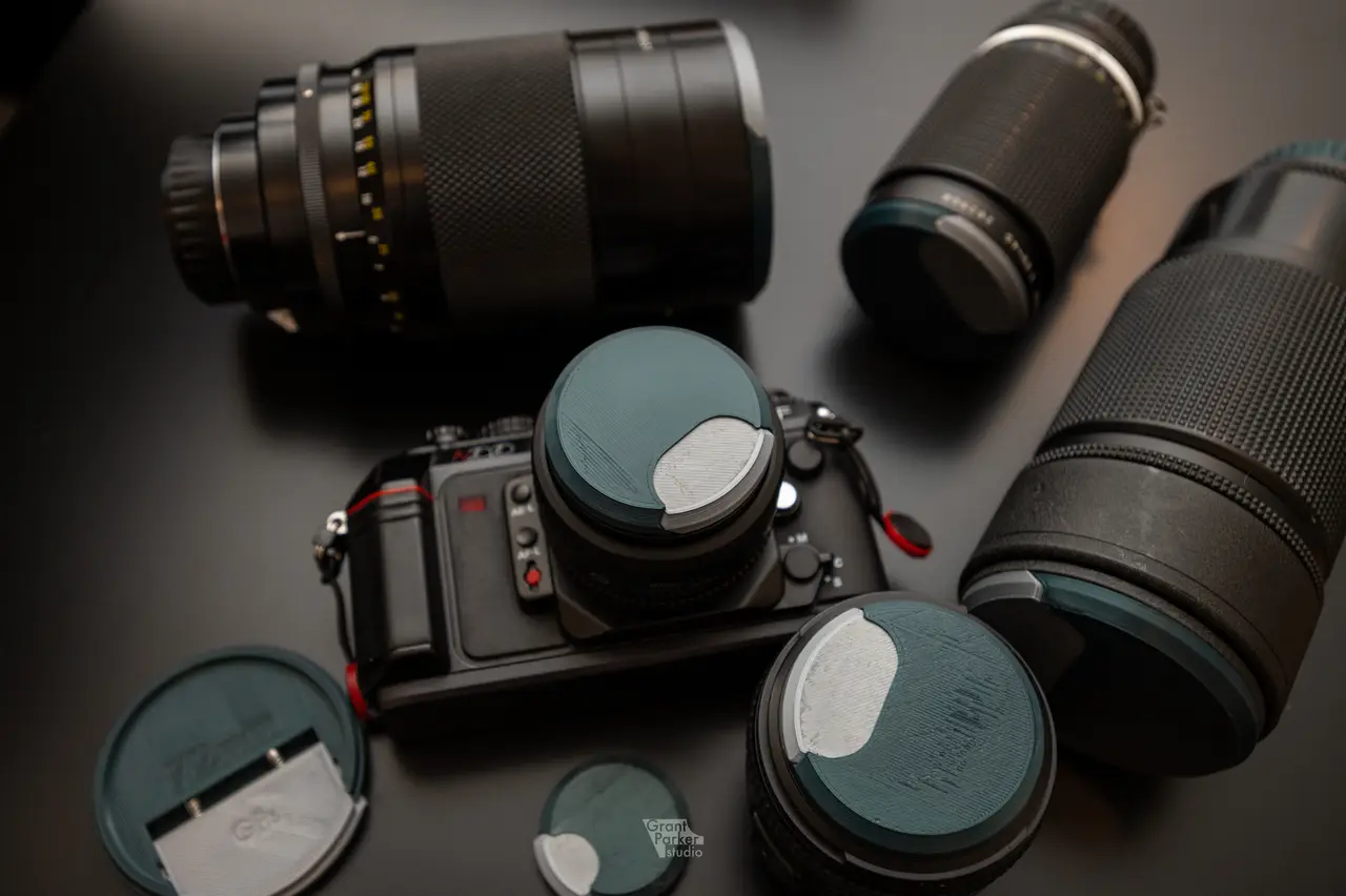 Single Press Lens Cap — modelo 3D
