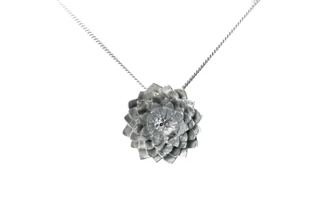 Lotus Flower Pendant — modelo 3D