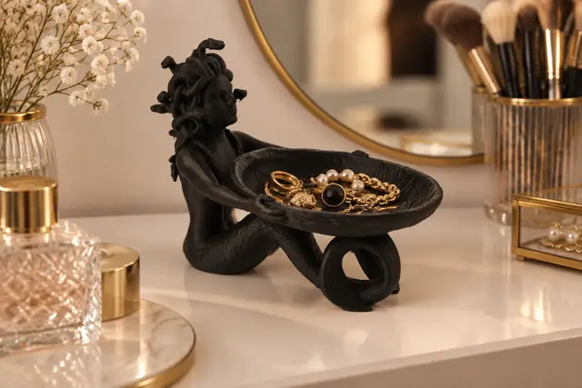 Medusa Gothic Trinket - Jewelry Tray — modelo 3D