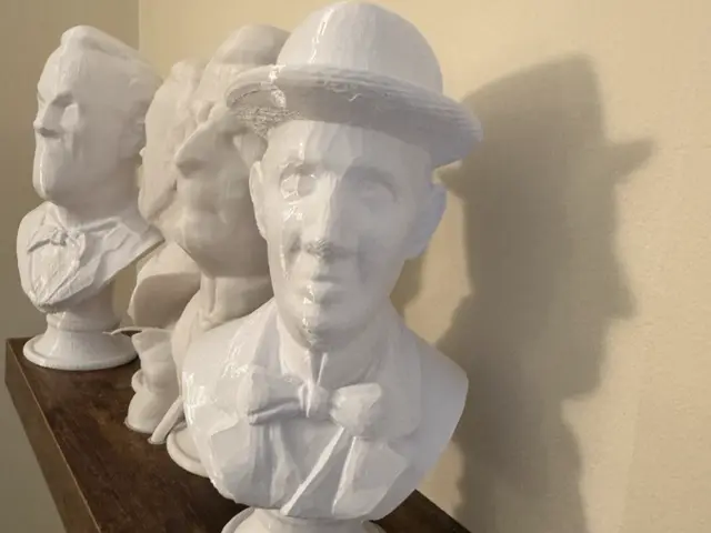 Mansion Singing Bust #3 — modelo 3D