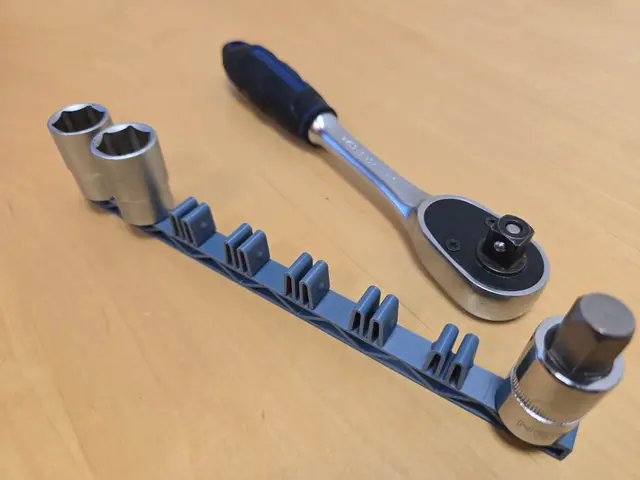 Minimalist 1/2" socket bit holder (3–10 bits, half inch) — modelo 3D