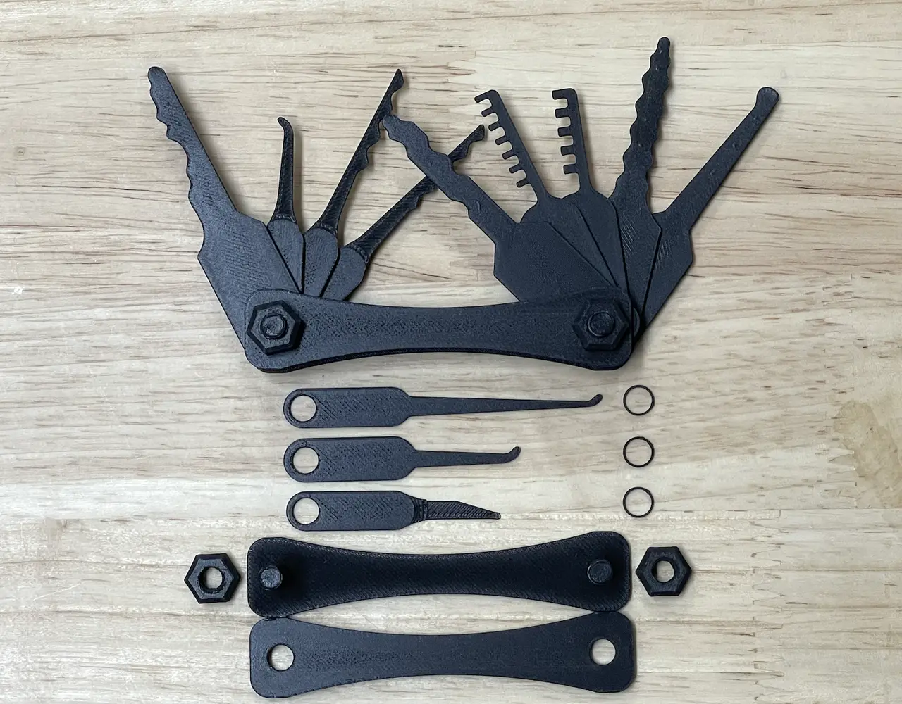 Lock Pick 9 in 1 Multitool — modelo 3D