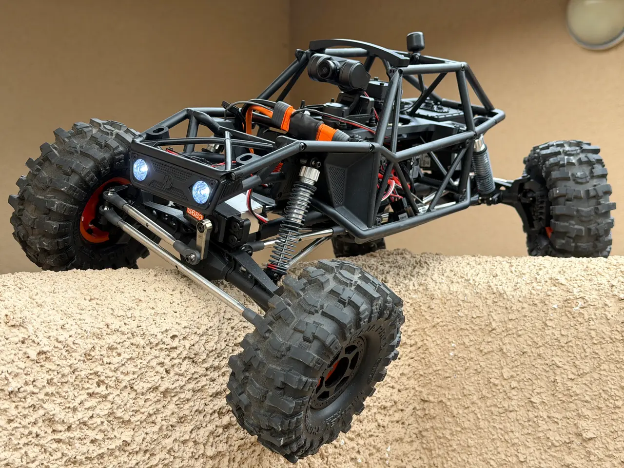 Axial Capra UTB10 IronQuad XplorerHD Gimbal Mount — modelo 3D