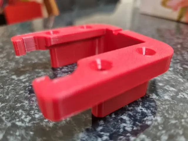M18 Milwaukee Battery Holder — modelo 3D